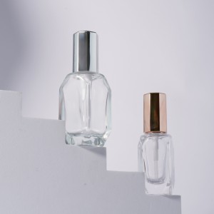 PL43 Cosmetic Glass Bottle Durable Glass Skincare Packaging