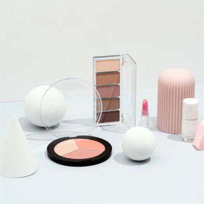 The Evolving Landscape of The Evolving Landscape of Cosmetic Packaging