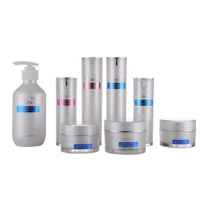 Iki gezek diwar losyony howasyz çüýşeleri nasoslaýar