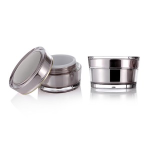 带盖的豪华奶油罐化妆品包装