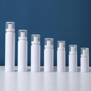 କଭର୍ କ୍ୟାପ୍ ସହିତ ଫାଇନ୍ ମିଷ୍ଟ୍ ସ୍ପ୍ରେ ପମ୍ପ ବୋତଲ ଉପରେ ସ୍ନାପ୍ କରନ୍ତୁ |