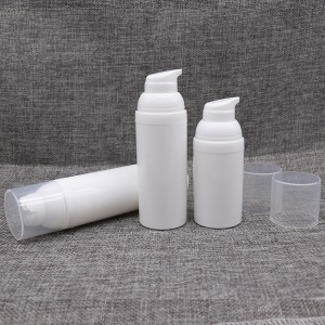 PA72 30ml 50ml 75ml ପମ୍ପରେ ସ୍ନାପ୍ ସହିତ ପୁନ yc ବ୍ୟବହୃତ PP ଏୟାରଲେସ୍ ବୋତଲ |