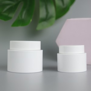 30g 50g White Plastic Cream Jar Para sa Body Lotion Facial Mask Scrub