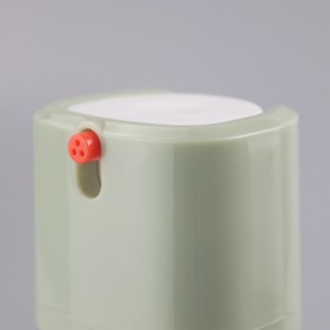 DA09 定制三合一化妆品瓶三腔真空瓶