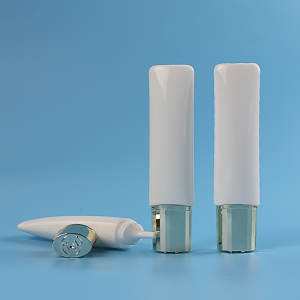 PB04 Pointed Mouth Kosmetik Tube Sunscreen Sunblock Botol CC Cream Tube